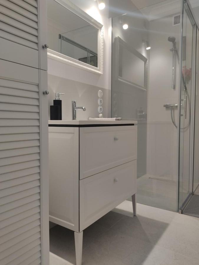Apartament Przy Wiezy Torun Exterior foto